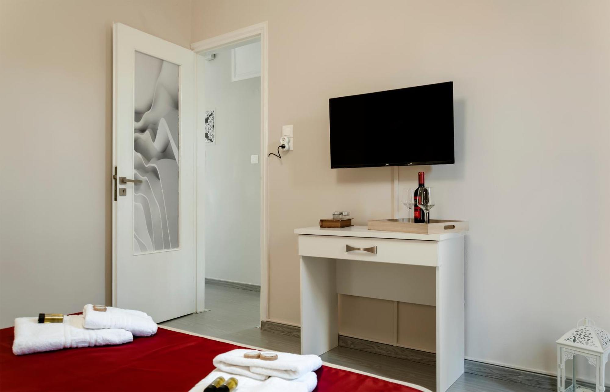 Sophia'S Castle View Apartment Chrissi Akti Chania Exterior foto